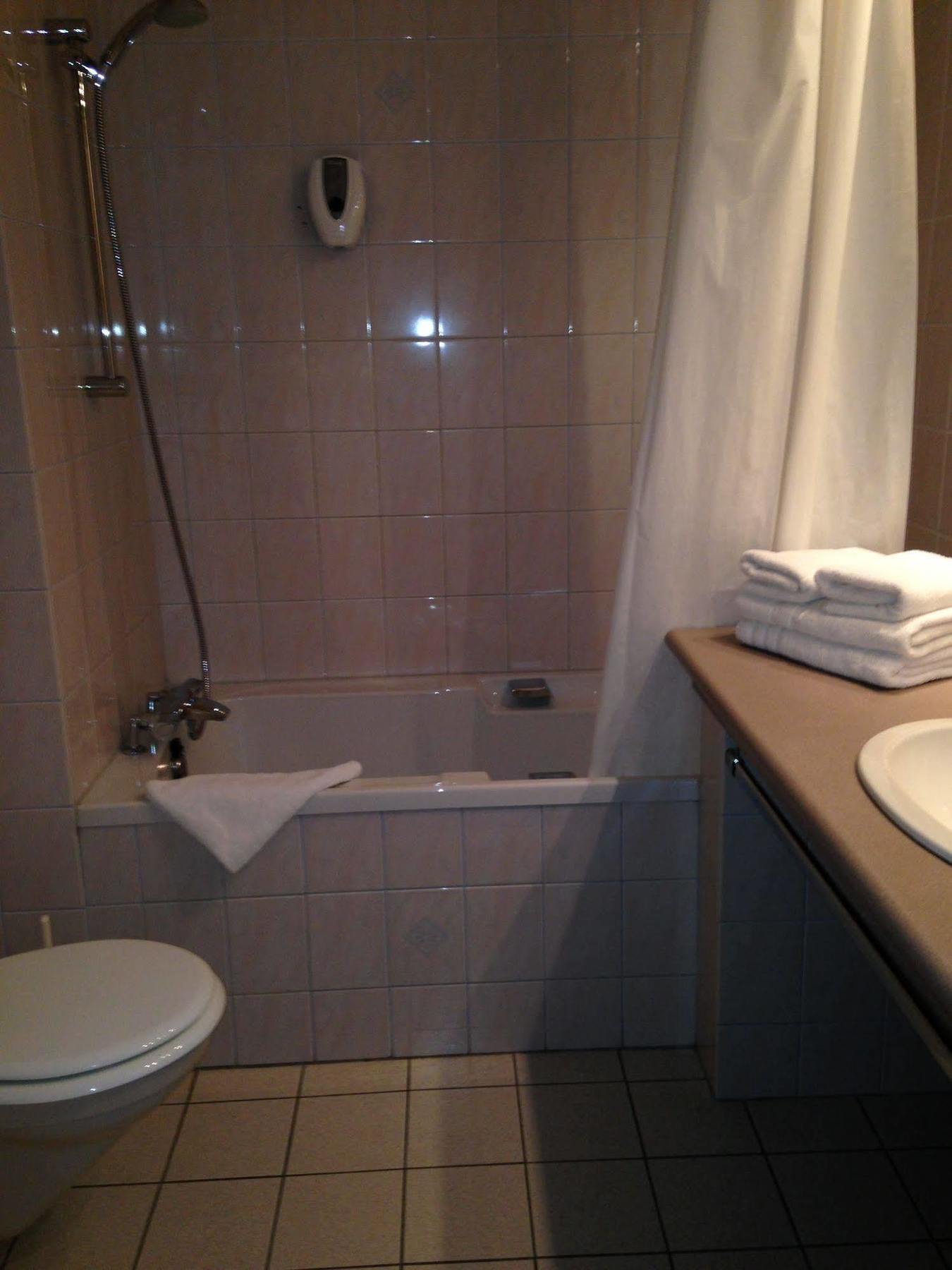 Hotel Colmar Vignes 엥기쉬하임 외부 사진